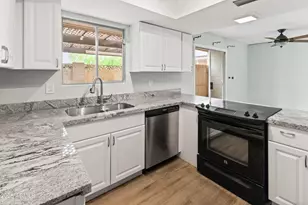 4727 W Continental Dr, Glendale, AZ 85308 - Photo 6