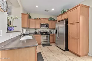 2179 W Scully Dr, Phoenix, AZ 85023 - Photo 12