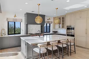 5841 N Echo Canyon Cir, Phoenix, AZ 85018 - Photo 14