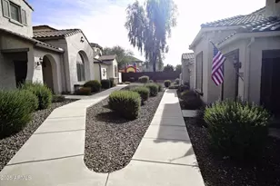 26649 N Babbling Brook Dr, Phoenix, AZ 85083 - Photo 2