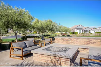 11353 N Luckenbach Street, Surprise, AZ 85388 - Photo 38