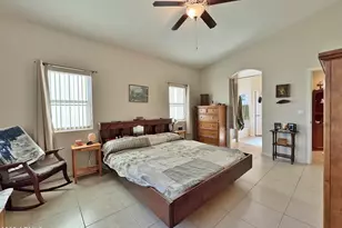 8559 W Canterbury Ln, Arizona City, AZ 85123 - Photo 18