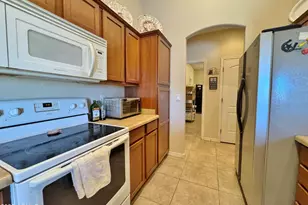 8559 W Canterbury Ln, Arizona City, AZ 85123 - Photo 18