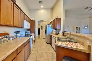 8559 W Canterbury Ln, Arizona City, AZ 85123 - Photo 16