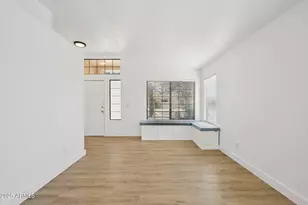 2139 W Tracy Ln, Phoenix, AZ 85023 - Photo 6