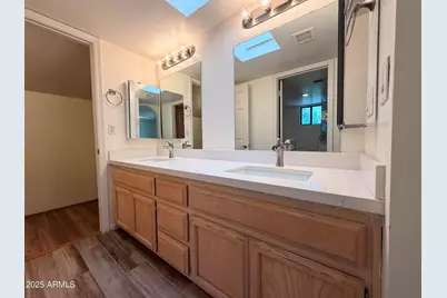 2506 E Shaw Butte Drive, Phoenix, AZ 85028 - Photo 12