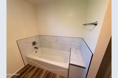 2506 E Shaw Butte Drive, Phoenix, AZ 85028 - Photo 14