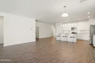 17852 W Country Club Terrace, Surprise, AZ 85387 - Photo 8