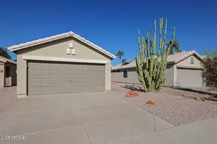 2134 E Robin Ln, Phoenix, AZ 85024 - Photo 2