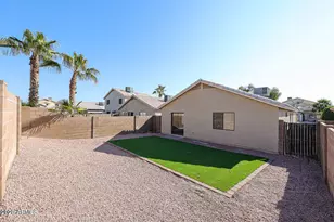 2134 E Robin Ln, Phoenix, AZ 85024 - Photo 22