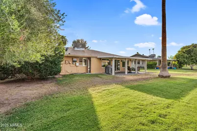 13621 N Emberwood Drive, Sun City, AZ 85351 - Photo 36