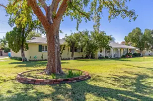 2011 W Cambridge Ave, Phoenix, AZ 85009 - Photo 2