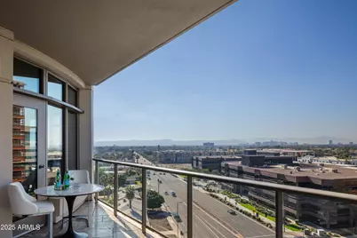 2402 E Esplanade Lane #902, Phoenix, AZ 85016 - Photo 10