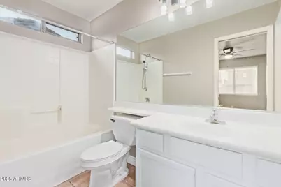 6237 W Raymond Street, Phoenix, AZ 85043 - Photo 6