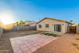 6237 W Raymond St, Phoenix, AZ 85043 - Photo 10