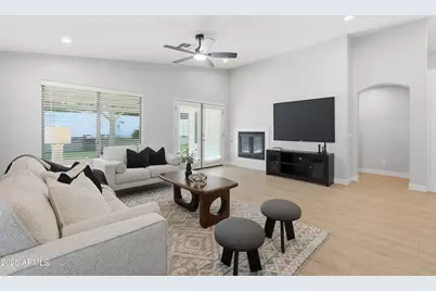 4455 E Marshall Avenue, Gilbert, AZ 85297 - Photo 10