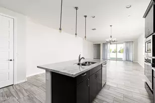 11536 W Ashby Dr, Peoria, AZ 85383 - Photo 8