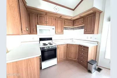 646 Hawks Eye Drive, Apache Junction, AZ 85119 - Photo 8