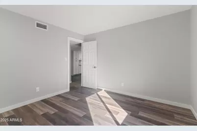 3023 W Sahuaro Drive, Phoenix, AZ 85029 - Photo 16