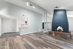 3023 W Sahuaro Dr, Phoenix, AZ 85029 - Photo 8