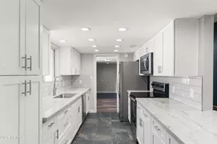 3023 W Sahuaro Dr, Phoenix, AZ 85029 - Photo 12