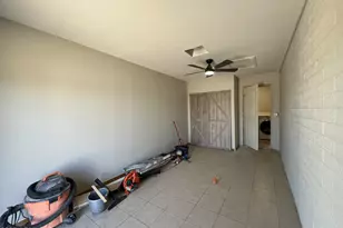 8201 S 26th St, Phoenix, AZ 85042 - Photo 10