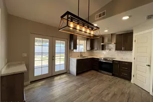 8201 S 26th St, Phoenix, AZ 85042 - Photo 6