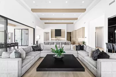 6830 E Hummingbird Lane, Paradise Valley, AZ 85253 - Photo 10