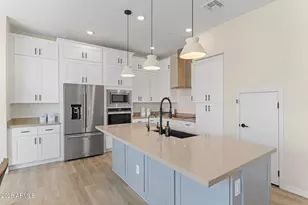 1525 E Megan St, Gilbert, AZ 85295 - Photo 2