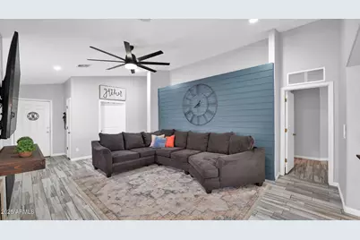 14952 W Maui Lane, Surprise, AZ 85379 - Photo 4