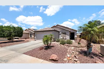 14952 W Maui Lane, Surprise, AZ 85379 - Photo 2