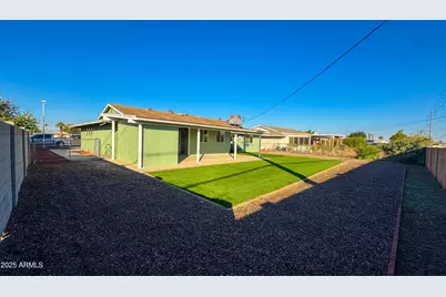 11855 N Mission Drive, Sun City, AZ 85351 - Photo 2