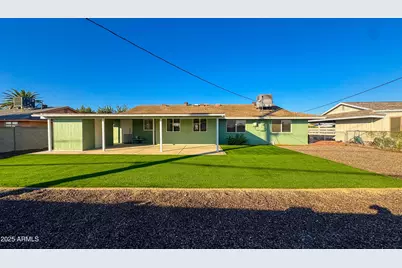 11855 N Mission Drive, Sun City, AZ 85351 - Photo 4