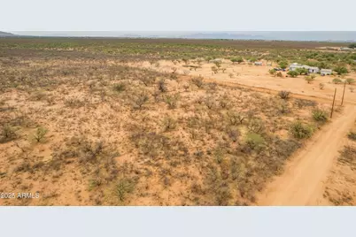 Tbd 5 Acre E Lazy Y 5 Road #M, Sierra Vista, AZ 85635 - Photo 8