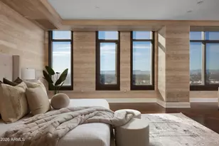 2402 E Esplanade Ln, Phoenix, AZ 85016 - Photo 14