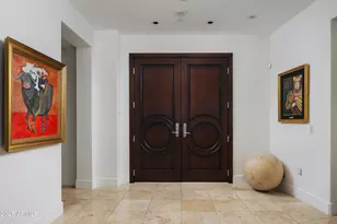 2402 E Esplanade Ln, Phoenix, AZ 85016 - Photo 2