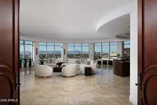 2402 E Esplanade Ln, Phoenix, AZ 85016 - Photo 1