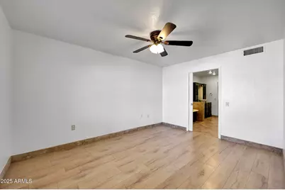 13006 N 100th Drive, Sun City, AZ 85351 - Photo 10