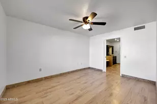 13006 N 100th Dr, Sun City, AZ 85351 - Photo 10