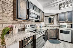 8787 E Mountain View Rd, Scottsdale, AZ 85258 - Photo 22