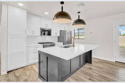 8234 E Heatherbrae Avenue, Scottsdale, AZ 85251 - Photo 6