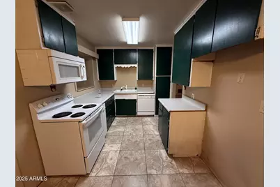 815 E Jackson Avenue, Buckeye, AZ 85326 - Photo 12