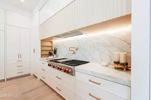 8635 N 65th St, Paradise Valley, AZ 85253 - Photo 20