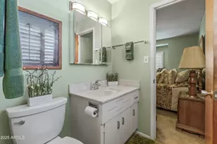 6537 N 41st Dr, Phoenix, AZ 85019 - Photo 22