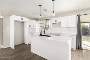 1718 S Marilyn Ann Dr, Tempe, AZ 85281 - Photo 14