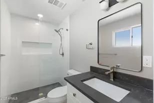 3615 E Clarendon Ave, Phoenix, AZ 85018 - Photo 28