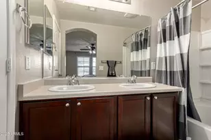 7771 W Palm Ln, Phoenix, AZ 85035 - Photo 18