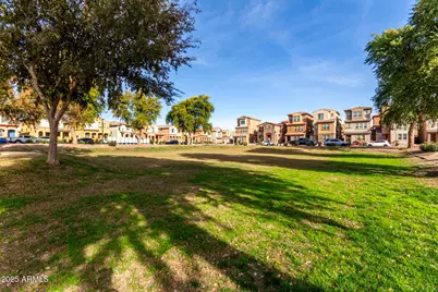 7771 W Palm Lane, Phoenix, AZ 85035 - Photo 32