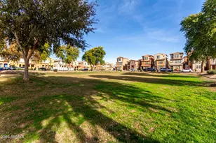 7771 W Palm Ln, Phoenix, AZ 85035 - Photo 32