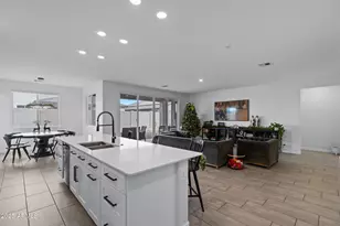 1170 E Meadowridge Dr, Casa Grande, AZ 85122 - Photo 8